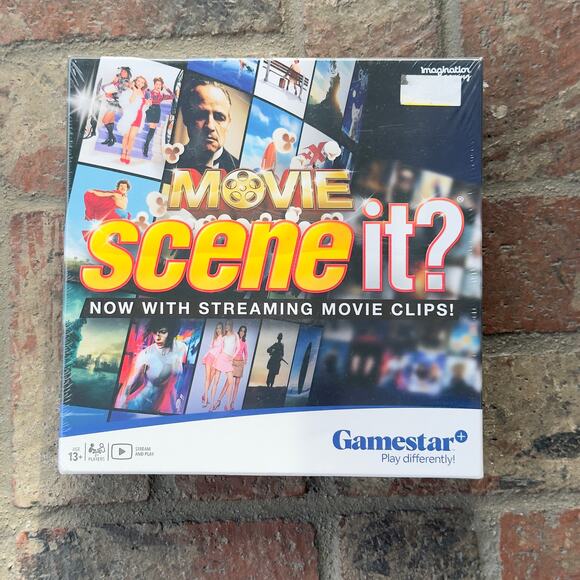 Scene It? Ultimate Movie Trivia Board Game DVD Fun Facts Family Party Game - Picture 2 of 4